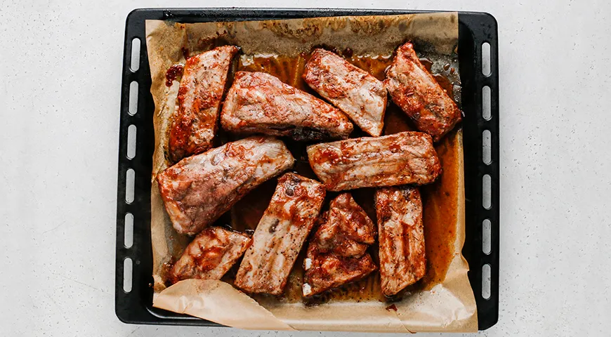 Свиные ребрышки по-канадски