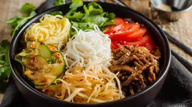 Кукси (корейский холодный суп)