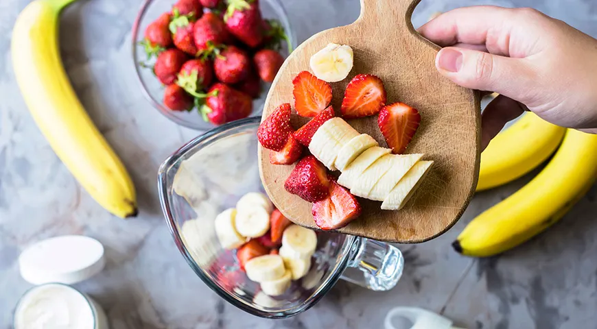 коктейль молочный "банан". какие фрукты и овощи можно. витамины в банане. сорта бананов с фото. можно ли сочетать банан.