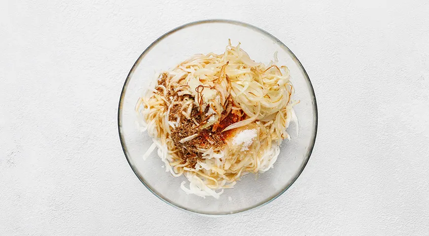 Корейский острый салат из редьки дайкон