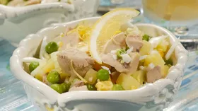 Рецепты для новогоднего меню с рыбными консервами и овощами