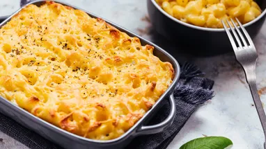 Как превратить простые макароны с сыром в суперблюдо, используя лишь доступные продукты