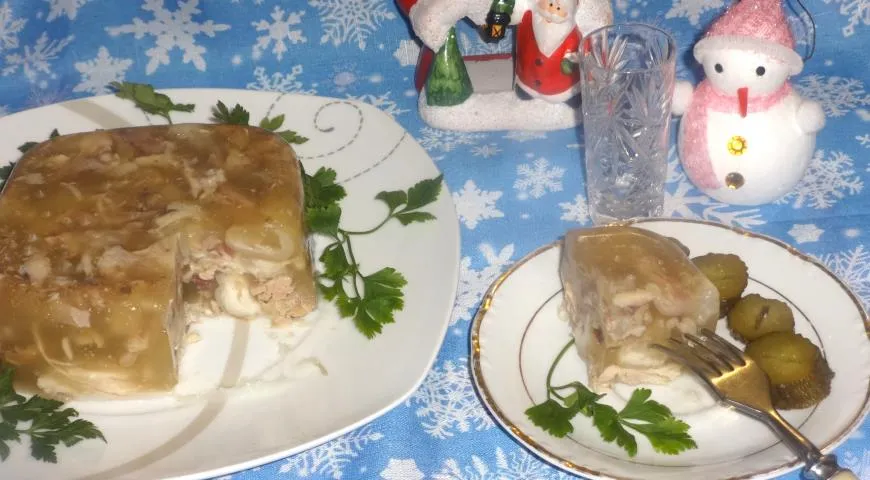 Холодец из свинины и курицы