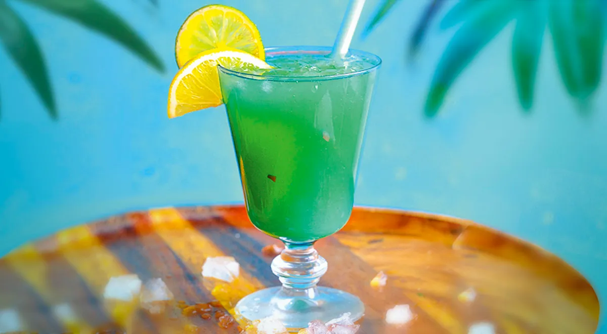 Безалкогольный коктейль «Голубая лагуна»