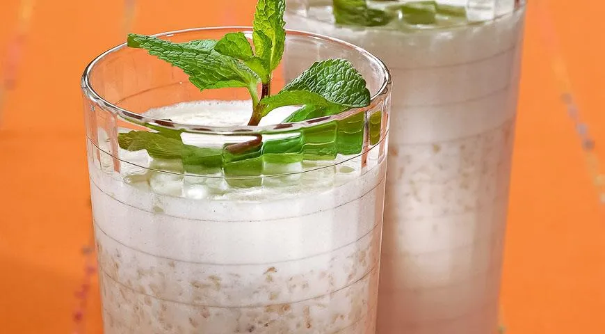 Банановый коктейль с медом