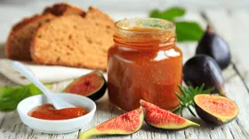 Простые рецепты с алкоголем и инжиром