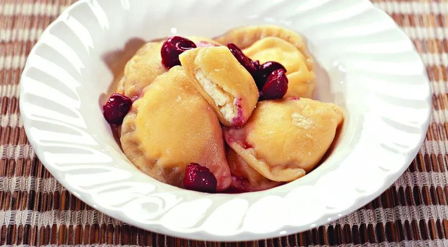 Вареники из заварного теста с творогом