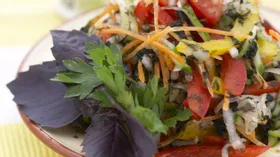 Салат с морской капустой и болгарским перцем