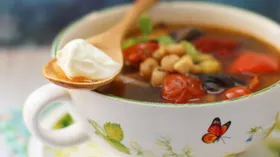Рецепты с овощами, фасолью и соусом томатным