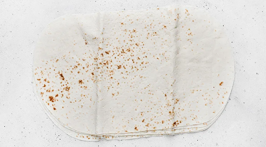 Конвертики из лаваша с творогом и зеленью