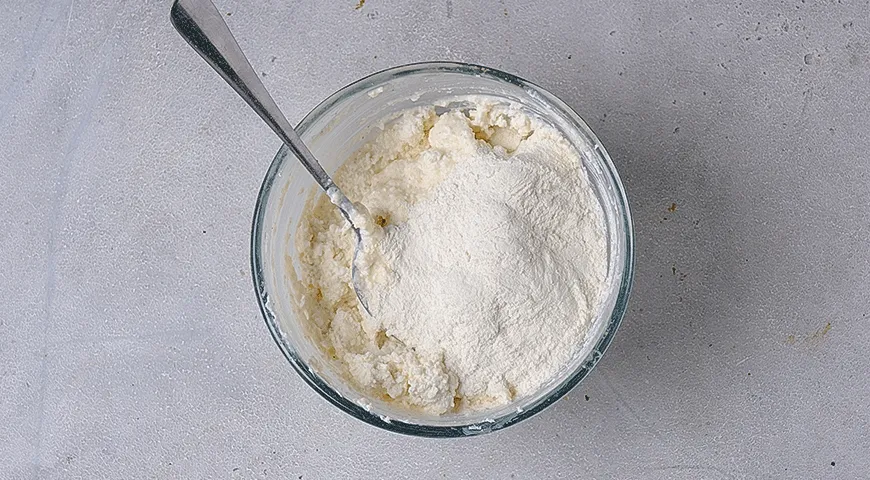 Ленивые вареники с голубикой