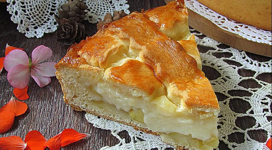 Рецепт яблочного пирога с ванильным кремом