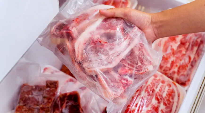 Многие продукты можно замораживать, чтобы продлить их свежесть