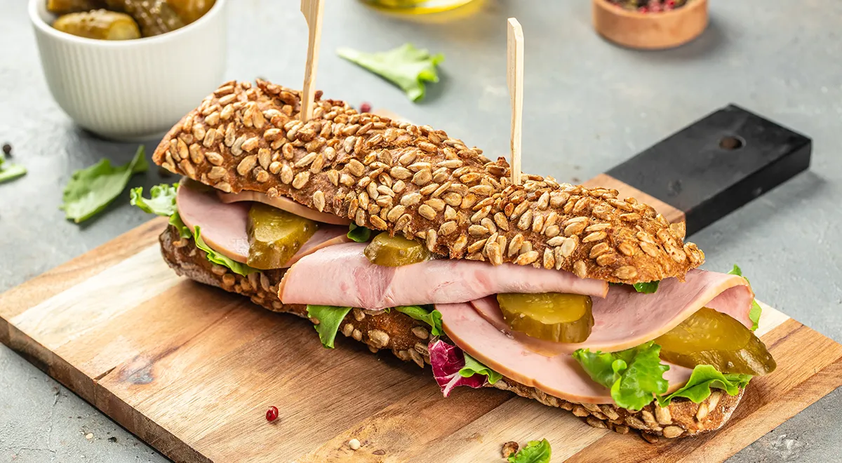 13 бутербродов на скорую руку: с оливками, селедкой, тунцом, ветчиной и не только