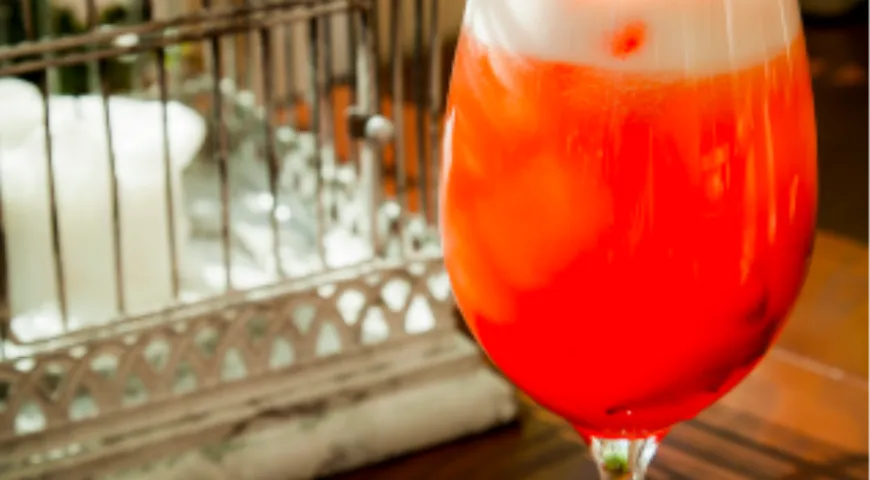 Малиновый Aperol Spritz