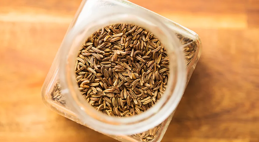 Хранить тмин рекомендуется в герметичных стеклянных банках, подальше от света и тепла