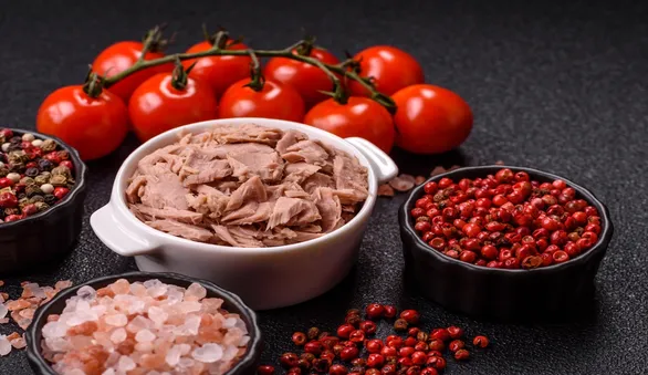 В масле или собственном соку — стало известно, какой тунец полезнее