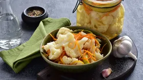 Салат из цветной капусты по-корейски