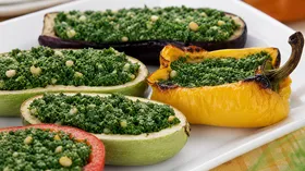 Фаршированные овощи с сыром и шпинатом