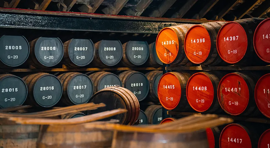 С годами крепость виски в бочке снижается