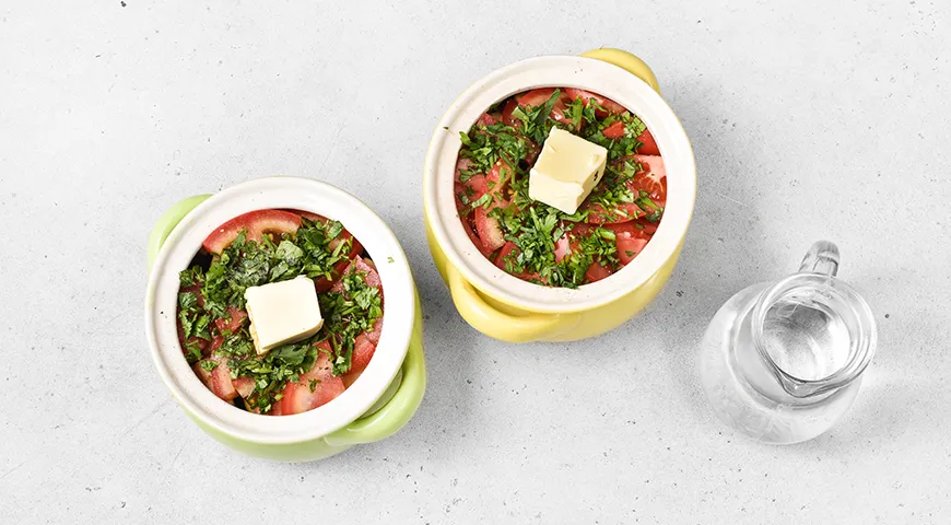 Чанахи со свининой в горшочках