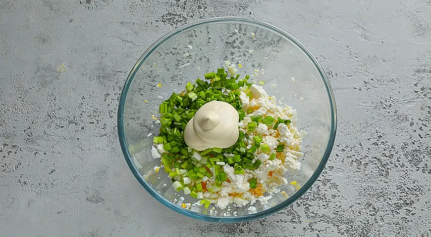 Рулеты из ветчины с яичным салатом