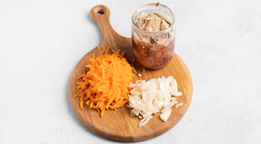 Гороховая каша с тушенкой