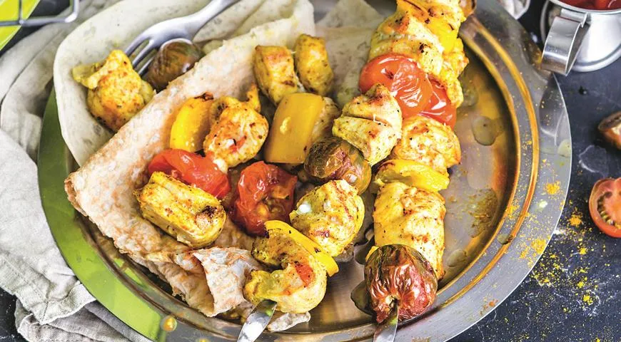 Шашлык из куриной грудки на мангале