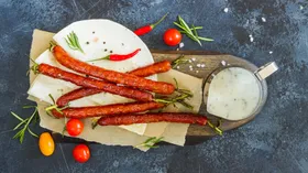 Рецепты с приправами, кисломолочными продуктами и колбасой