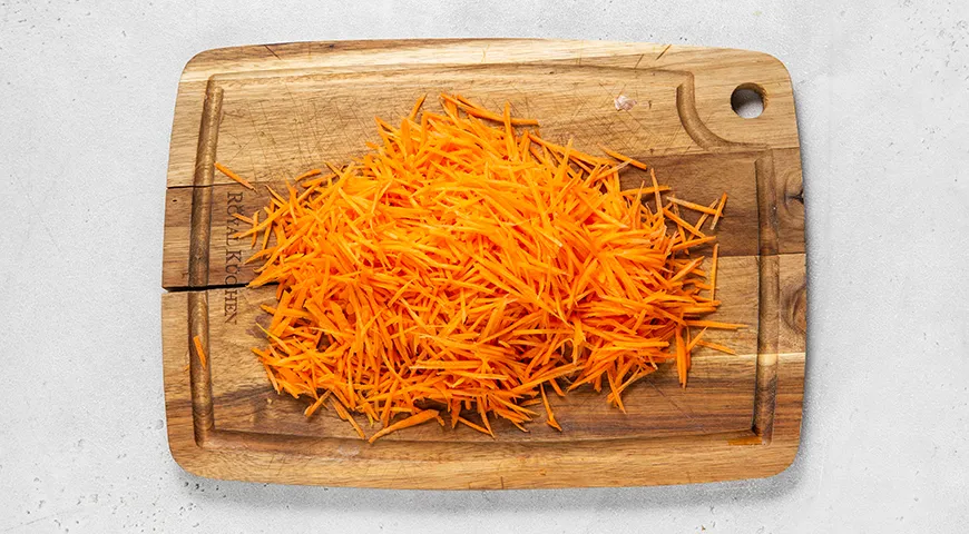 Икра из соленых огурцов и моркови