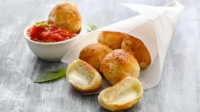 Рецепты с сырами, мёдом и томатами