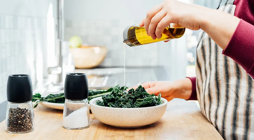 Островатый вкус кейла — наследие горчичных масел, которые содержатся во всех растениях семейства крестоцветных