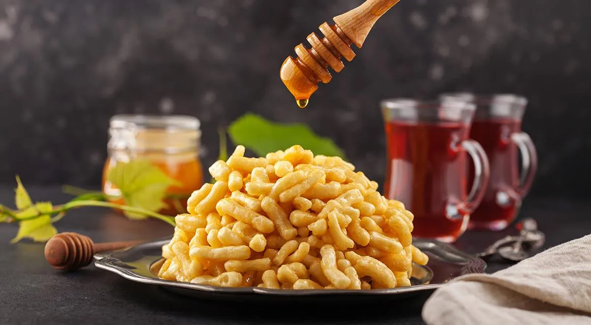 Чак-чак: история медового десерта и классический татарский рецепт, по которому все точно получится