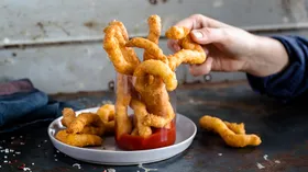 Рецепты с мукой, молоком и чеддером