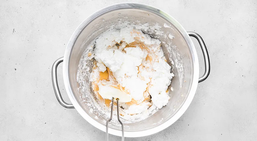 Торт «Клубничный пломбир»