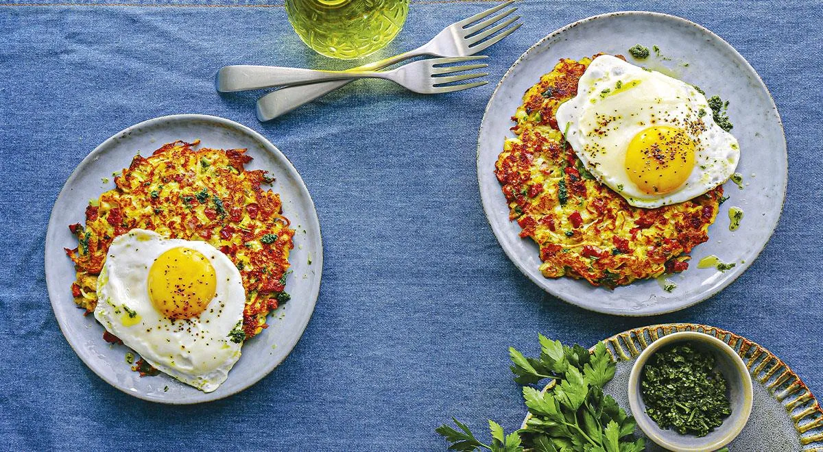 Рецепт драников с колбасой и яйцом