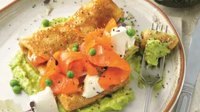 Блины с сыром сливочным