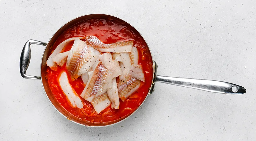 Минтай в томатном соусе