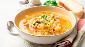 Щи из молодой капусты: 6 рецептов со вкусом сезона