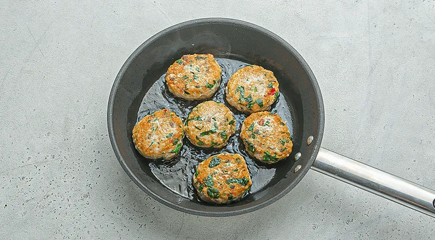 Рыбные котлеты по-тайски