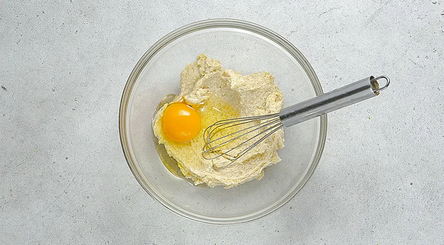 Морковное печенье с кремом и карамелью