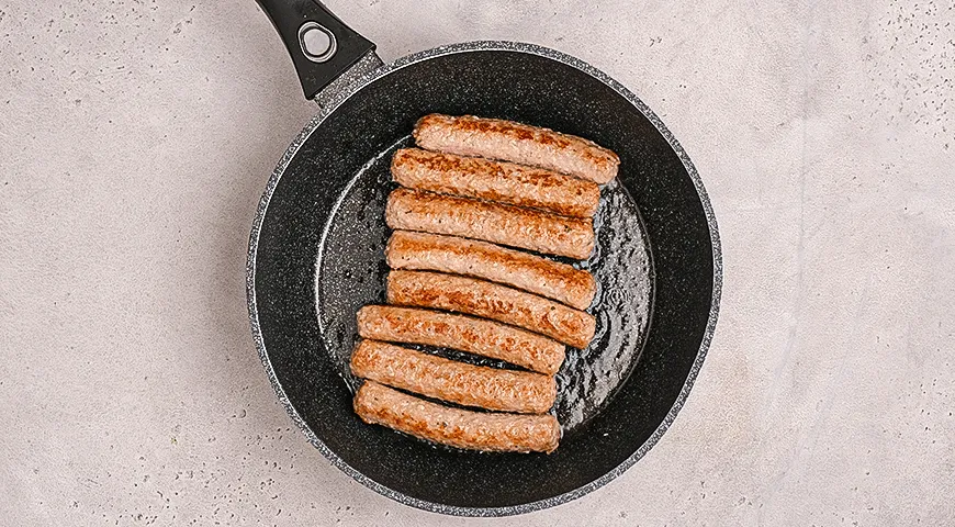 Чевапчичи с чечевицей