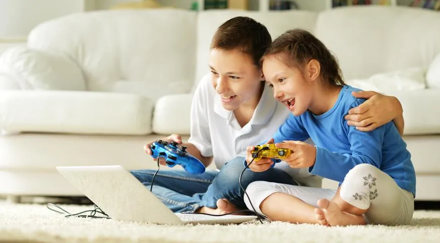 Время на компьютерные игры также должно быть строго нормировано в зависимости от возраста школьника