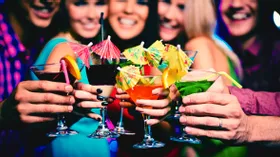 5 безалкогольных коктейлей для новогодних каникул