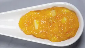 Рецепты с сухофруктами, соусами и яблоком