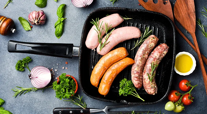 Чем отличаются шпикачки от сарделек