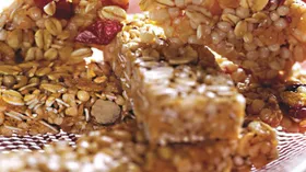 Рецепты с вишней, орехами и изюмом