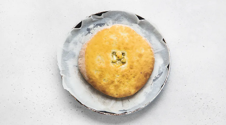 Осетинский пирог с курицей и сыром