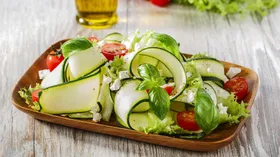 Салаты из кабачков