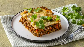 Запеканка из чечевицы с грибами и овощами
